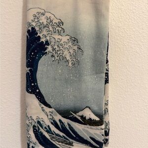 The Great Wave by Hokusai. Set of 2 tea towels museum collection MFA BOSTON